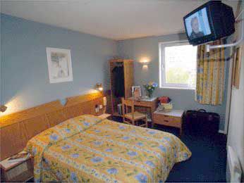Hotel Relais Des 2 Rivieres Rouen Esterno foto
